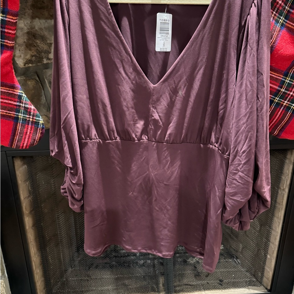 Torrid Deep Purple Shirred Top 4x with quarter length sleeves. NWT
